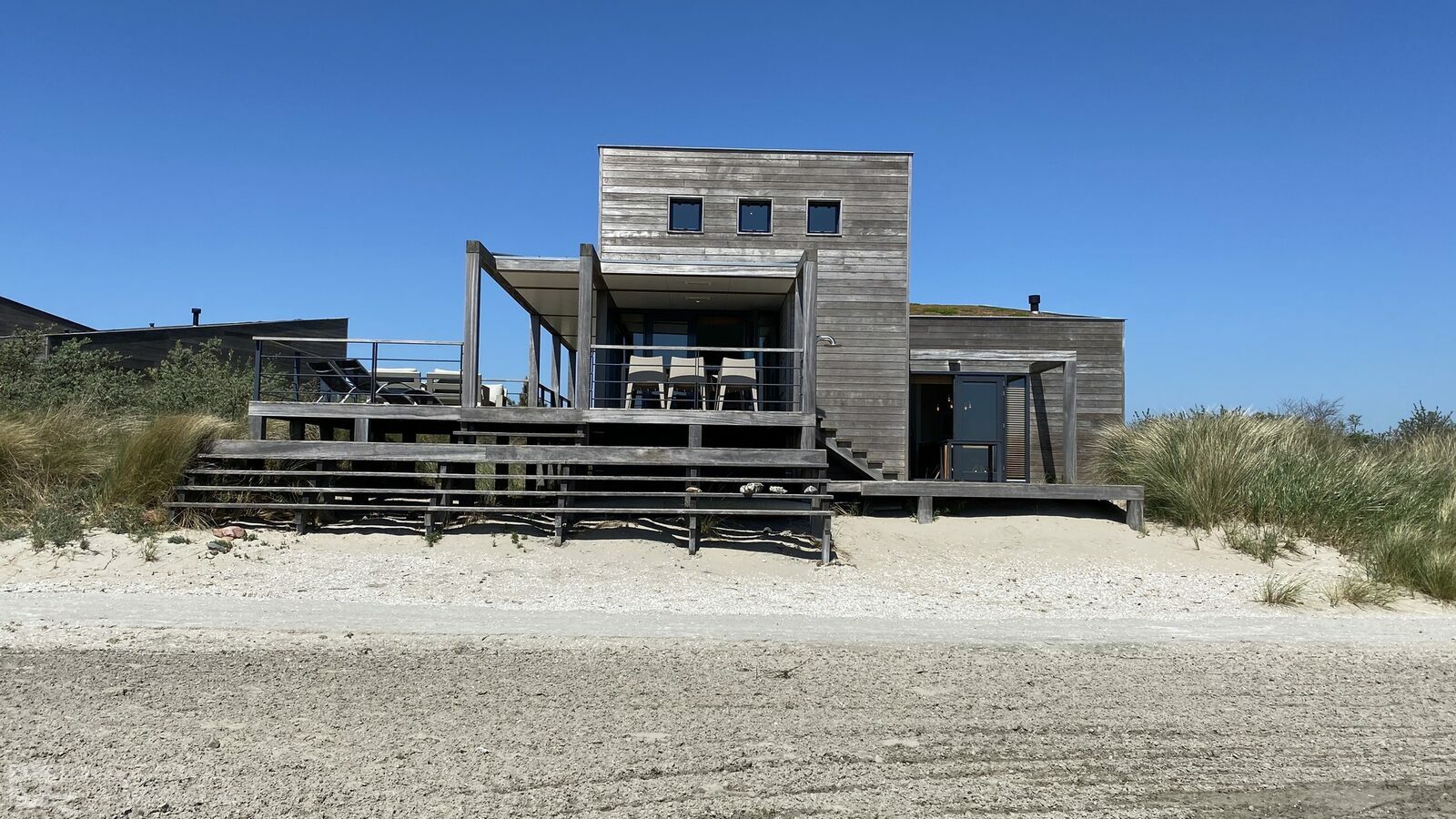 Luxe villa direct aan het strand van Ouddorp Oasis Parc